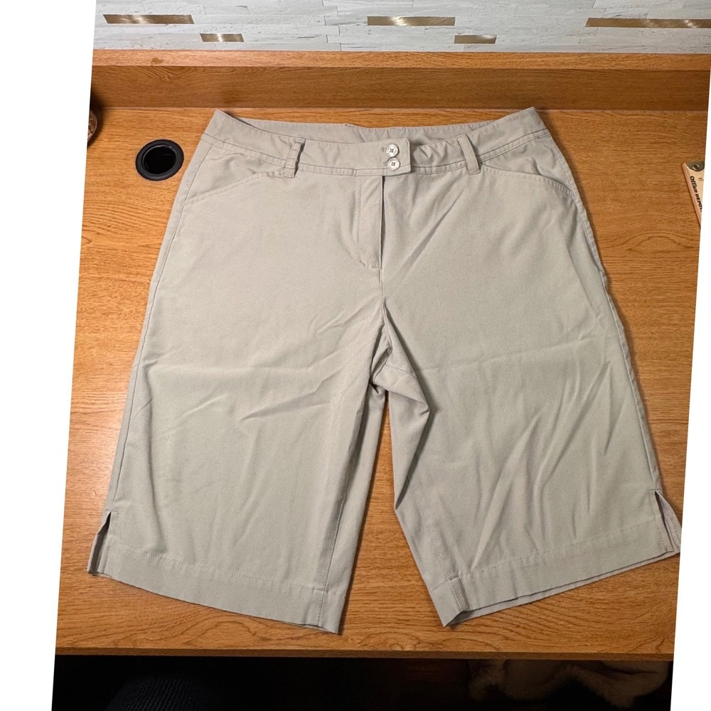 Callaway Women's Khaki‎ Golf Shorts Size 12 Performance 11" Inseam